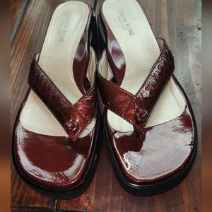 Taryn Rose Shiny Maroon Sandals Made In Italy